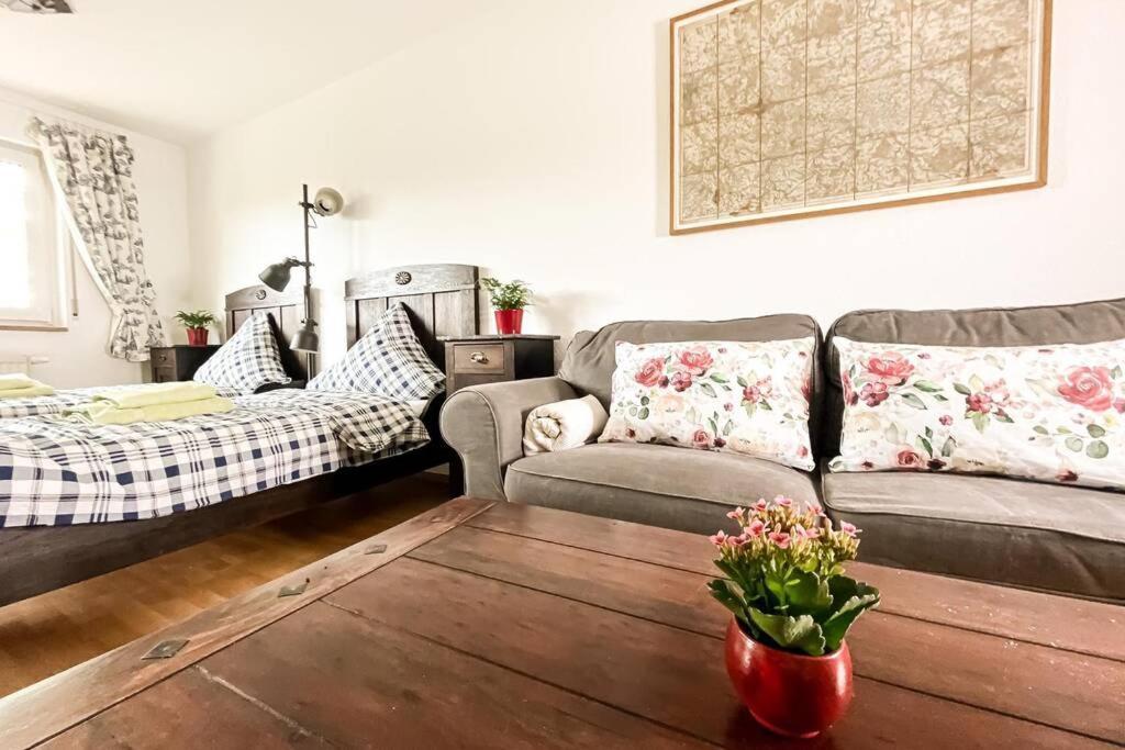 Apartment Am Auensee Mit Grosser Terrasse & Privat-Parkplatz Lipsk Zewnętrze zdjęcie